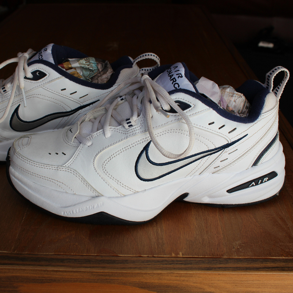Nike Air Monarch 8.5 w/ box